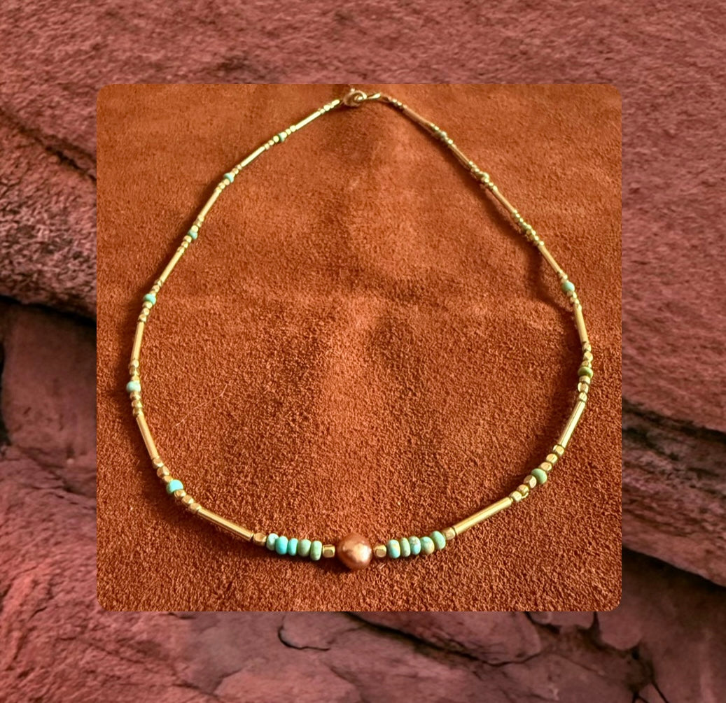 Desert pearl necklace