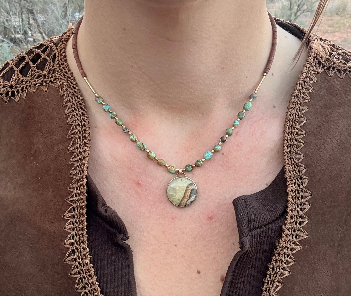 Layers & hues necklace