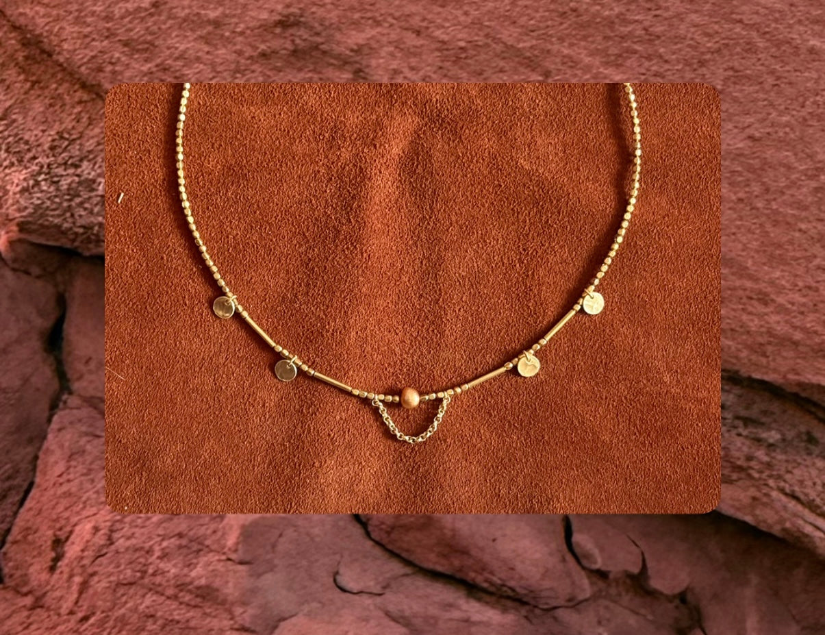 Rustic pearl necklace