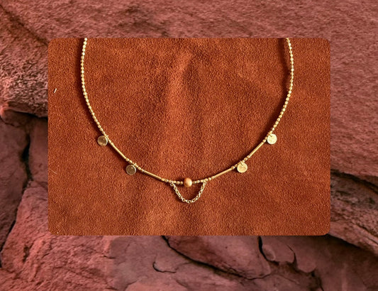 Rustic pearl necklace